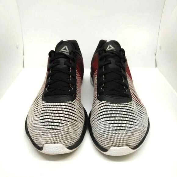 Reebok Fast‎ Flexweave Running Shoes Mens Size 9.5 Red Black White Sneakers